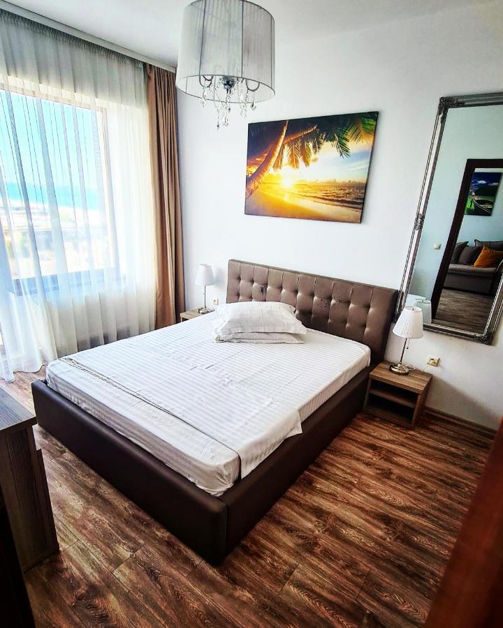 Cancun Summerland Apartment Mamaia